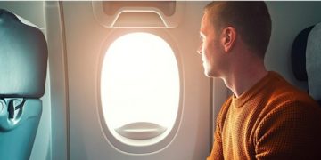 Como se sentir bem numa viagem de avião