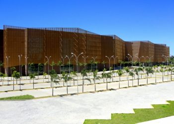 Governo do Ceará debate novo momento do turismo no Ceará em evento com grandes nomes do setor