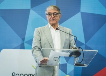 Setur negocia com operadores da China novo trecho