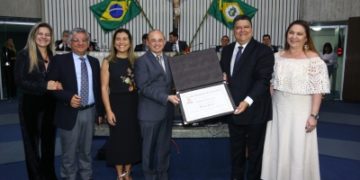 Empresário Colombo Cialdini recebe título de cidadão cearense