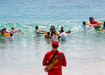Férias: Praia Acessível inicia atendimento diário durante período de alta estação