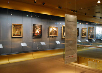 Já pensou em visitar um dos mais famosos museus do mundo no aeroporto?