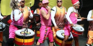 Olodum é a grande atração do réveillon de Aracati