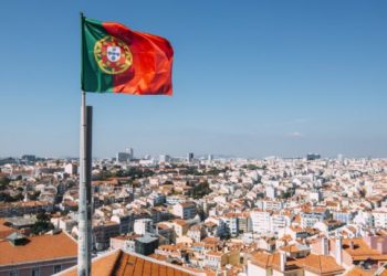 Vai à Portugal e quer economizar na hospedagem? Confira nossas dicas!