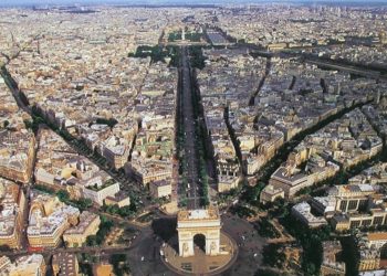 Afrouxamento da quarentena ilumina esperança dos franceses