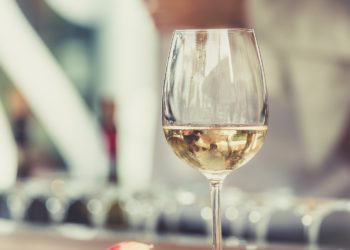 Vinho na quarentena? A Brava Wine leva até você