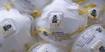 Harvard e MIT preparam máscara que acende ao detectar coronavírus