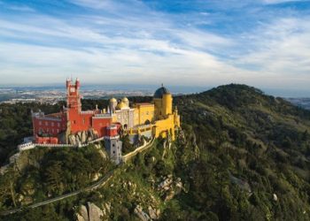 Viaje Sem Sair de Casa com a VemTambém e conheça os palácios mais incríveis de Portugal