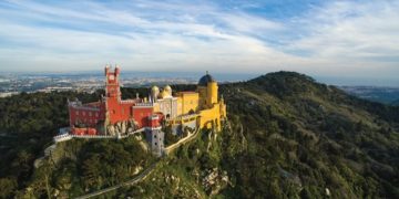 Viaje Sem Sair de Casa com a VemTambém e conheça os palácios mais incríveis de Portugal