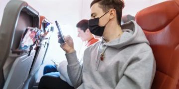 Máscaras a bordo: Gol, Azul e Latam determinam uso obrigatório em voos