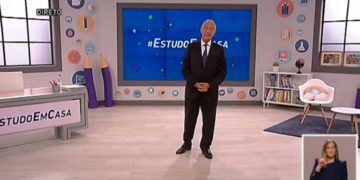Presidente de Portugal dá vídeoaula em TV aberta