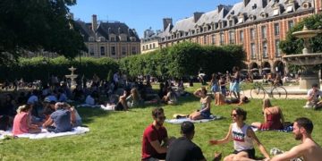 Pandemia está controlada na França