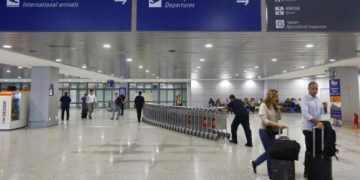 Brasil reabre fronteiras aéreas para turistas