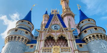 Aline Menegat conta sua experiência na reabertura da Disney