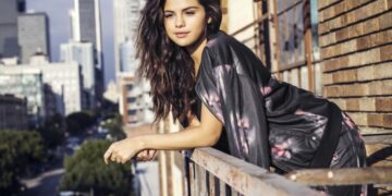 Rumores indicam que a cantora Selena Gomez lançará videoclipe em litoral cearense