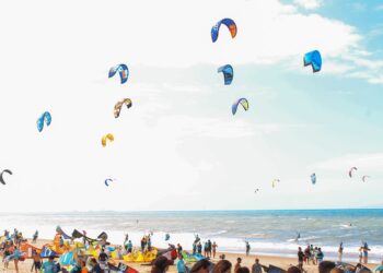 W4F e Qair comemoram 1 ano do recorde mundial lançando Hub de inovação na praia do Cumbuco