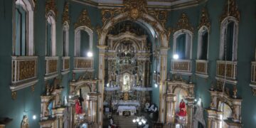 Igreja da Ordem Terceira do Carmo, em Salvador, reabre espaço de peças sacras para visita