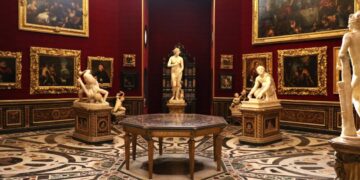 Galleria degli Uffizi a um toque de distância