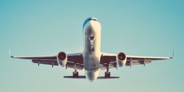 Média diária semanal de voos deve chegar a 1.458 em novembro