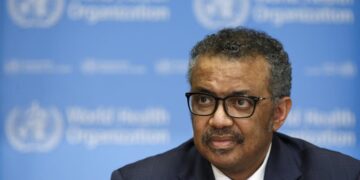 Diretor da OMS diz que é possível que vacina contra a Covid-19 saia ainda esse ano