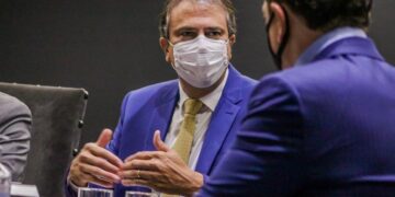 Vacinação contra a Covid-19 no Ceará começa em fevereiro – 1,7 milhões de doses foram destinas ao estado