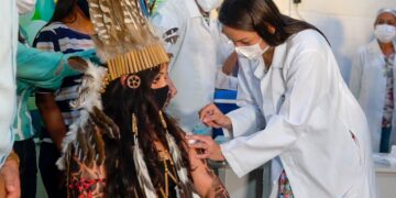 Vacinação tem início no Interior após Governo do Ceará distribuir as doses recebidas