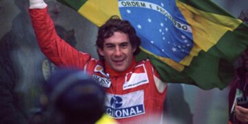 Chay Suede é cotado para interpretar Ayrton Senna em nova série da Netflix