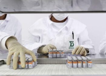 China libera exportação de insumos para mais 8,7 mi de doses da CoronaVac