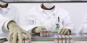 China libera exportação de insumos para mais 8,7 mi de doses da CoronaVac