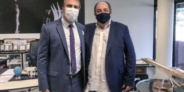 Governo do Ceará articula aquisição de vacinas para complementar plano de imunização no estado