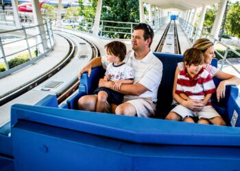 ‘PeopleMover’, da Disney, será reaberto Magic Kingdom