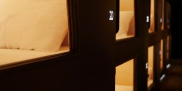 Já pensou em se hospedar em um “hotel sobre rodas”? Conheça o Exploranter