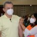 Novo recorde de vacinação em Fortaleza; prefeito Sarto recebe segunda dose da Coronavac
