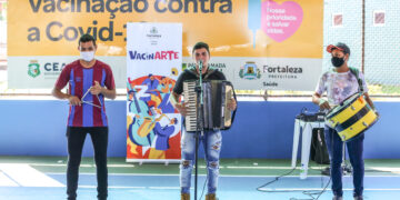 VacinArte: projeto leva música ao vivo aos pontos de vacinação contra a Covid-19 em Fortaleza