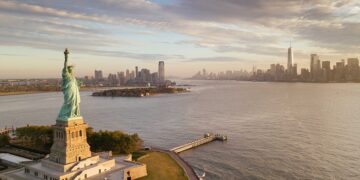 Do Caribe ou México para Nova York: turismo de vacinação movimenta ânimo brasileiro