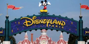 Disneyland Paris reabre amanhã