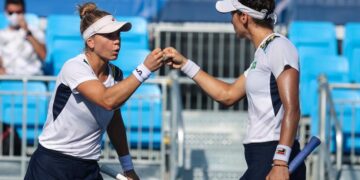 Dupla de tenistas brasileiras vão as semifinais em Tóquio