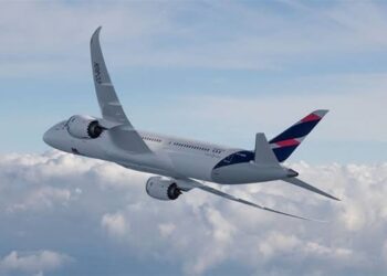 Latam anuncia Boeing 787 Dreamliner operando no Brasil em 2021