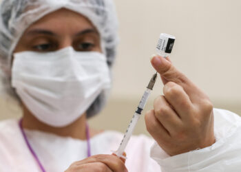 Fortaleza está com 71,8% da população vacinada com pelo menos uma dose contra a Covid-19