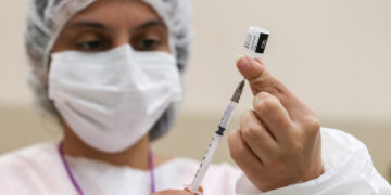 Fortaleza está com 71,8% da população vacinada com pelo menos uma dose contra a Covid-19