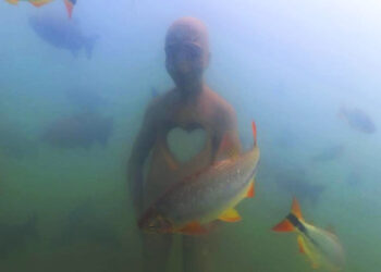 Primeiro museu subaquático de água doce no Brasil é inaugurado