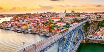 Mais de 120 mil brasileiros já viajaram para Portugal depois de reabertura