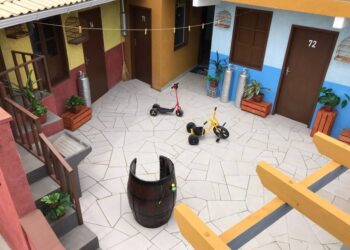 Pousada em Santa Catarina Recria a Vila do Chaves