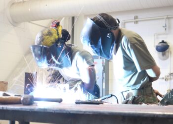 Programa Mais Empregos Ceará beneficia também microempreendedores do setor da indústria