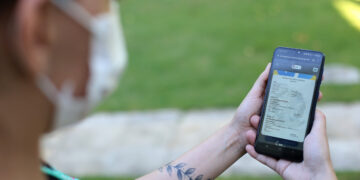 Você sabe emitir seu cartão digital de vacinação contra a Covid-19? A VemTambém te ensina