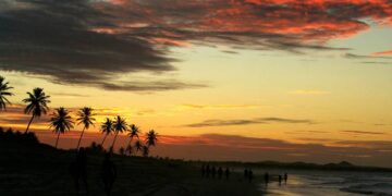 Cumbuco é destino tendência para viajar em 2022, eleito pela plataforma Booking