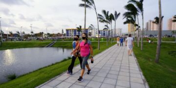 Primeira etapa da requalificação do Parque Rachel de Queiroz, em Fortaleza, é inaugurada