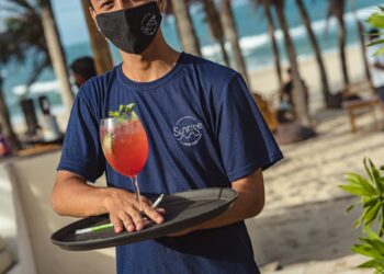 Projeto capacita jovens da Praia do Futuro para o mercado de trabalho