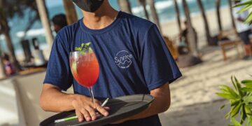 Projeto capacita jovens da Praia do Futuro para o mercado de trabalho