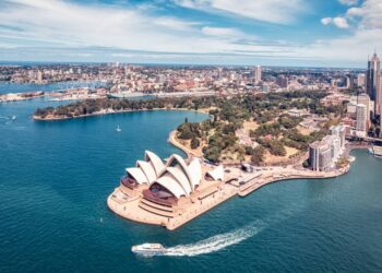 Após quase dois anos, Austrália reabre fronteiras aos turistas vacinados